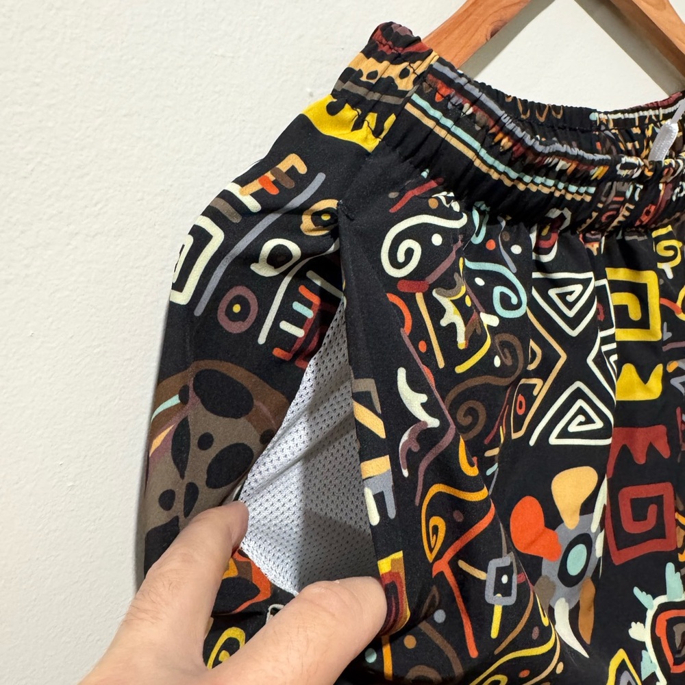 Smoov Pattern Shorts - Picture 4 of 5
